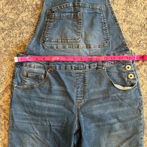 Highway Jeans Distressed Bib Overalls - Picture 11 of 12